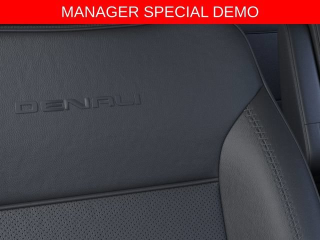 Used 2026 GMC Yukon XL Denali w/ Denali Reserve Package AWD/4WD image 21