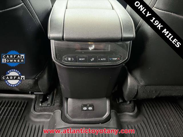 Certified 2024 Toyota Highlander XLE image 24