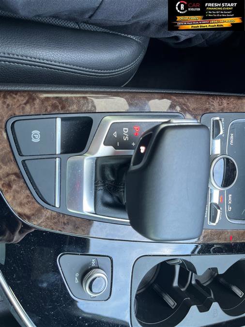 Used 2019 Audi Q7 3.0T Prestige w/ Prestige Package AWD/4WD image 38