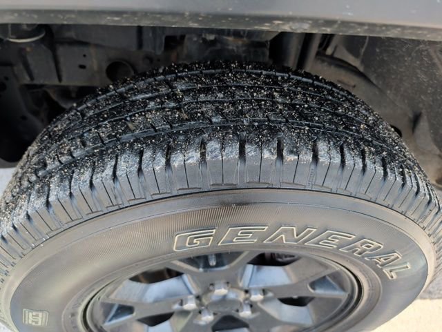 Used 2018 Jeep Wrangler Unlimited Sport image 32