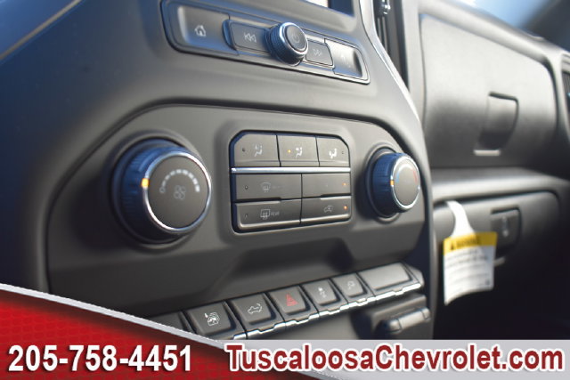 Certified 2021 Chevrolet Silverado 2500 Custom w/ Custom Value Package AWD/4WD image 33
