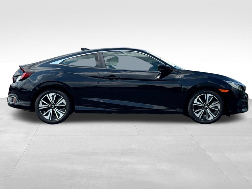 Used 2017 Honda Civic EX-T image 8