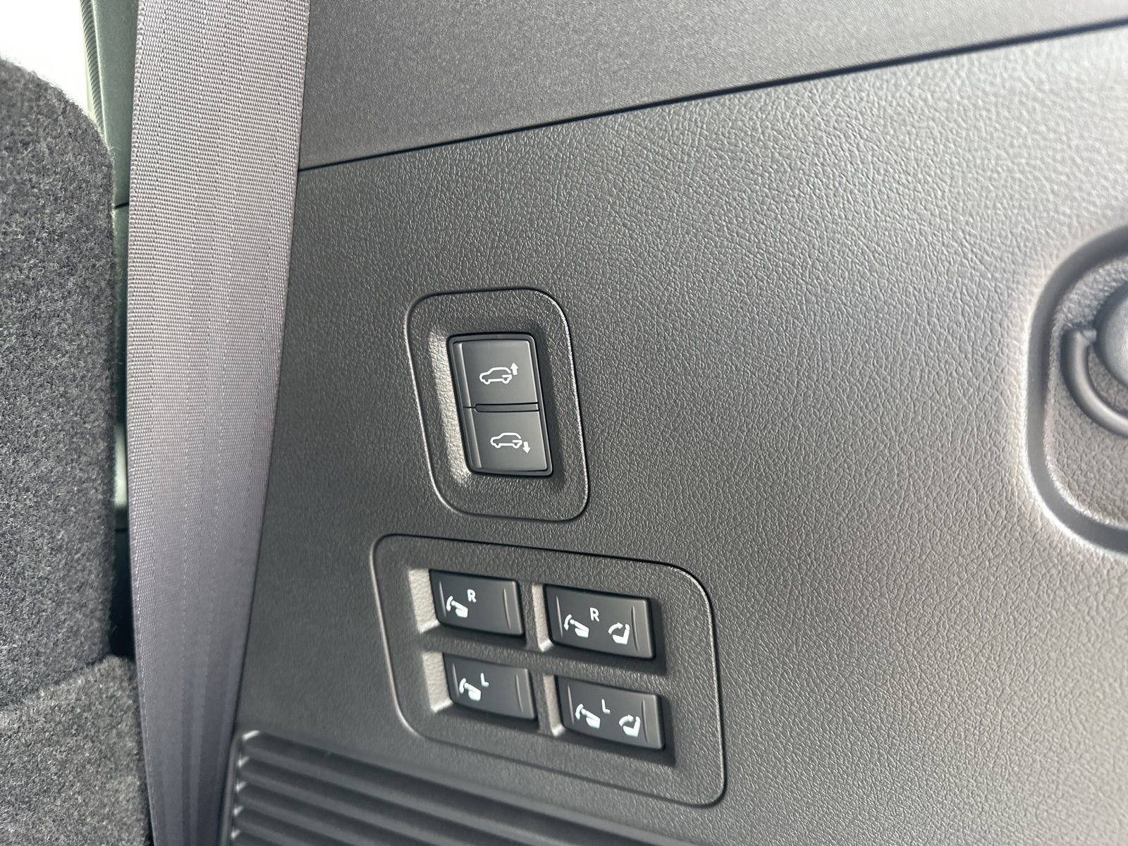 New 2026 Nissan Armada Platinum Reserve image 31