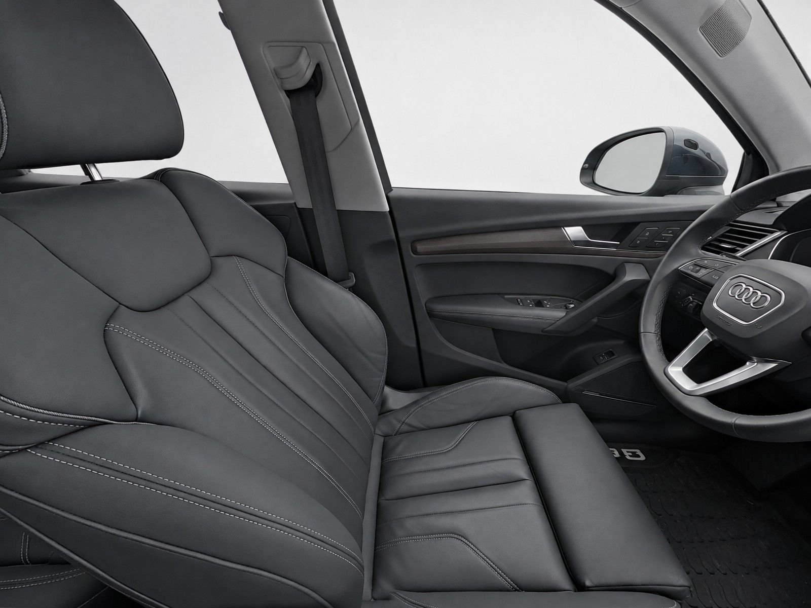 Certified 2024 Audi Q5 2.0T Premium Plus AWD/4WD image 17