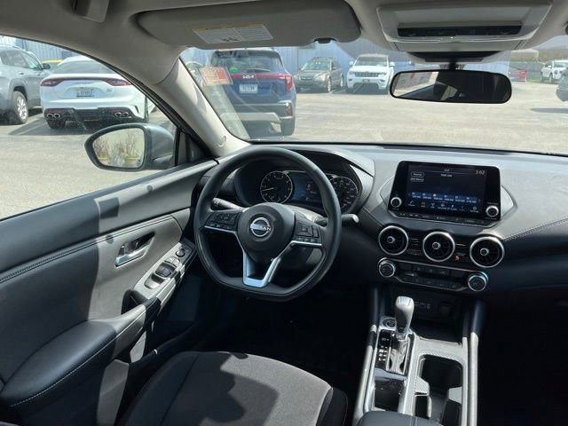 Used 2025 Nissan Sentra SV FWD image 37