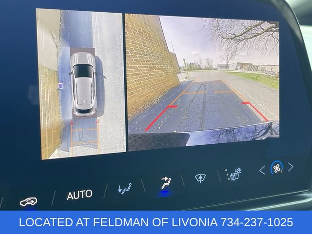 Used 2024 Chevrolet Equinox EV RS FWD image 14