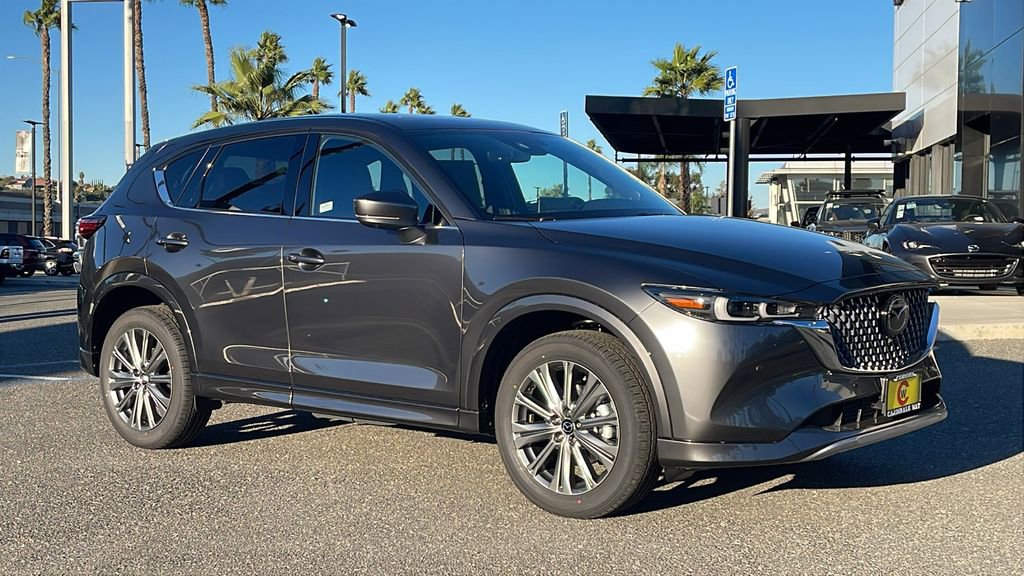 New 2025 MAZDA CX-5 Signature image 1