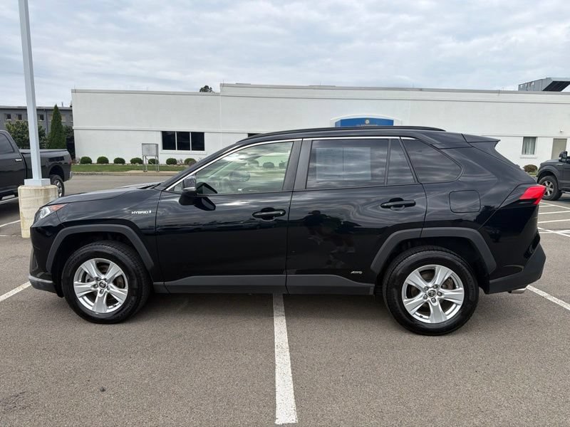 Used 2021 Toyota RAV4 XLE w/ Convenience Package AWD/4WD image 6