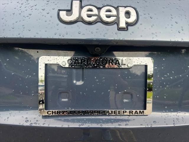 Certified 2019 Jeep Grand Cherokee Limited RWD image 11