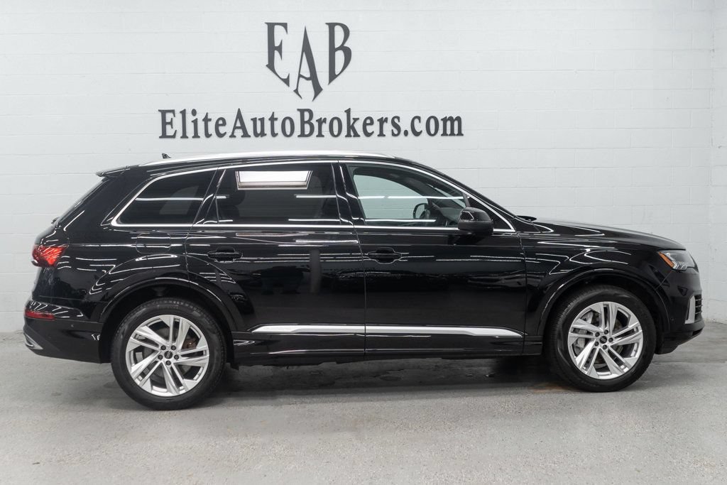 Used 2023 Audi Q7 3.0T Premium w/ Convenience Package AWD/4WD image 5