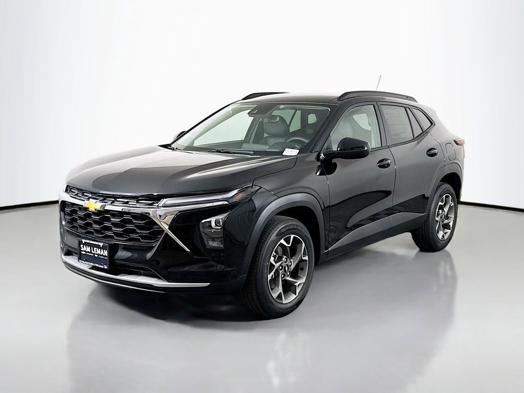 New 2026 Chevrolet Trax LT w/ Driver Confidence Package FWD image 3