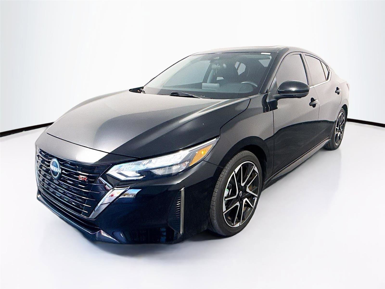 Used 2024 Nissan Sentra SR w/ SR Premium Package image 1