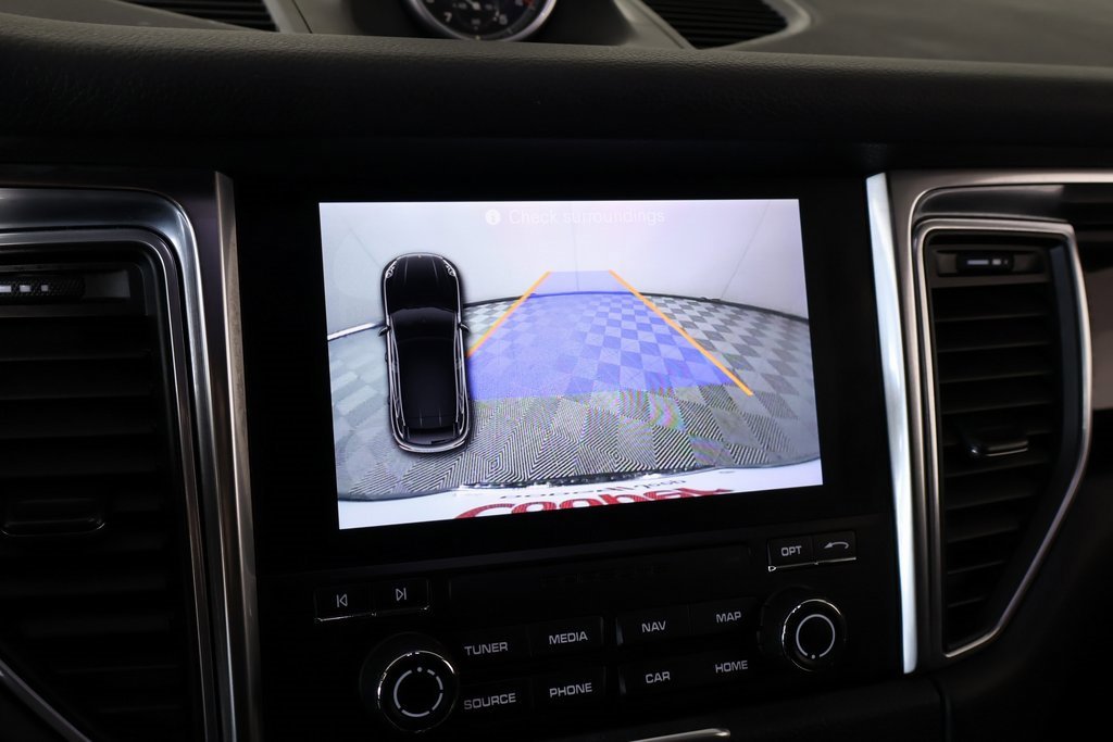 Used 2018 Porsche Macan image 6