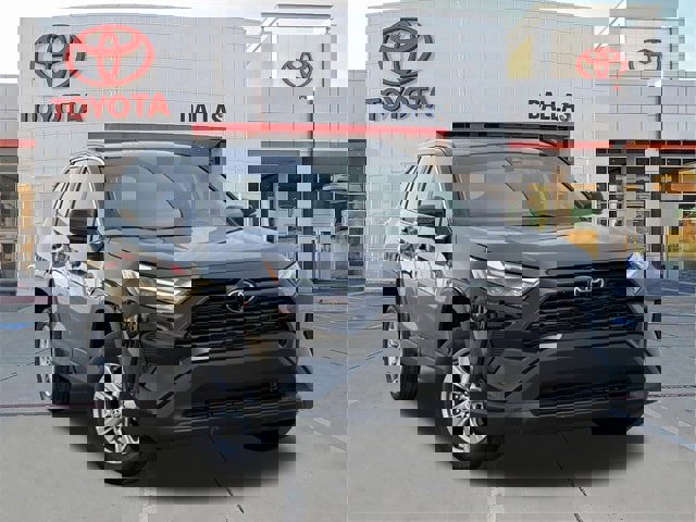 Used 2025 Toyota RAV4 XLE