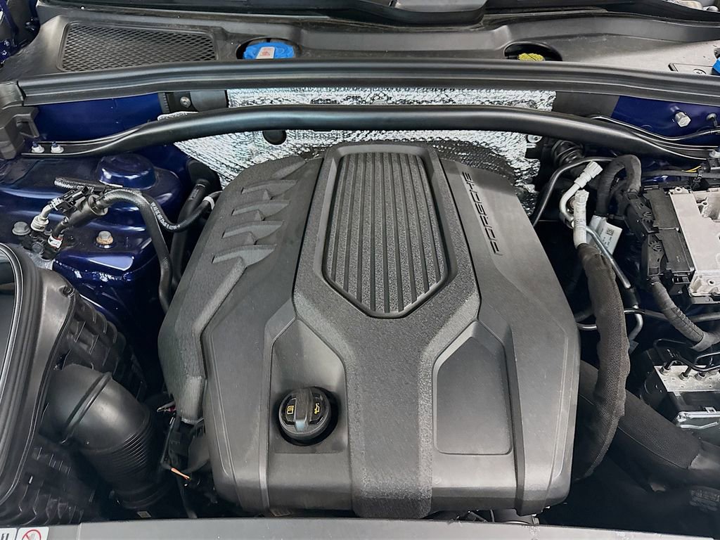 Used 2022 Porsche Macan image 31