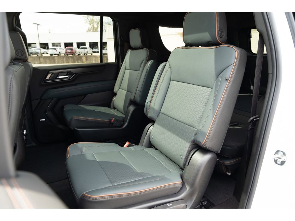 New 2026 GMC Yukon XL AT4 w/ AT4 Premium Package image 12