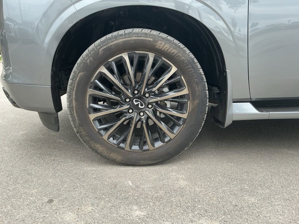 Certified 2026 INFINITI QX80 Autograph image 9