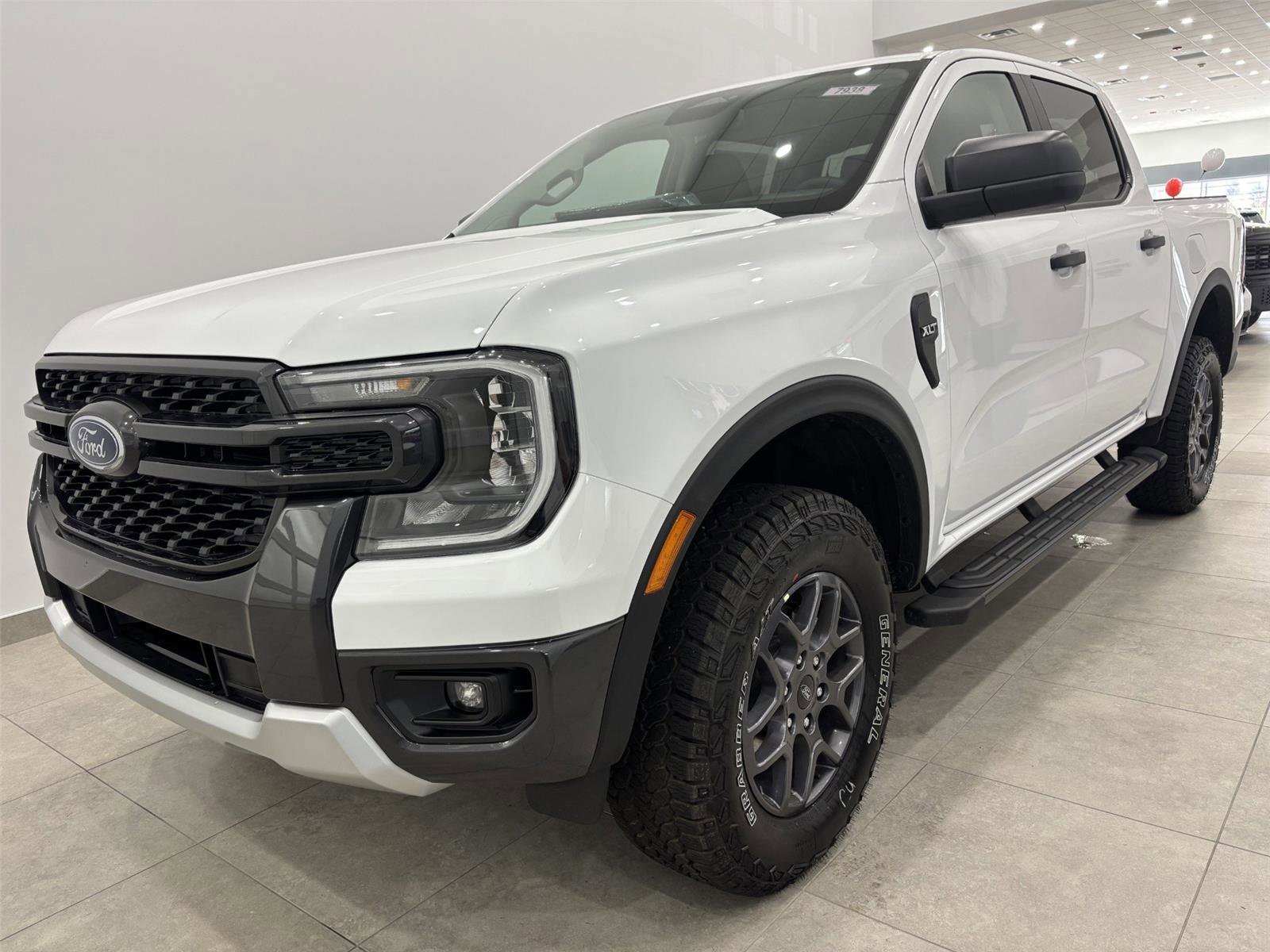 New 2026 Ford Ranger XLT w/ FX4 Off-Road Package AWD/4WD image 4