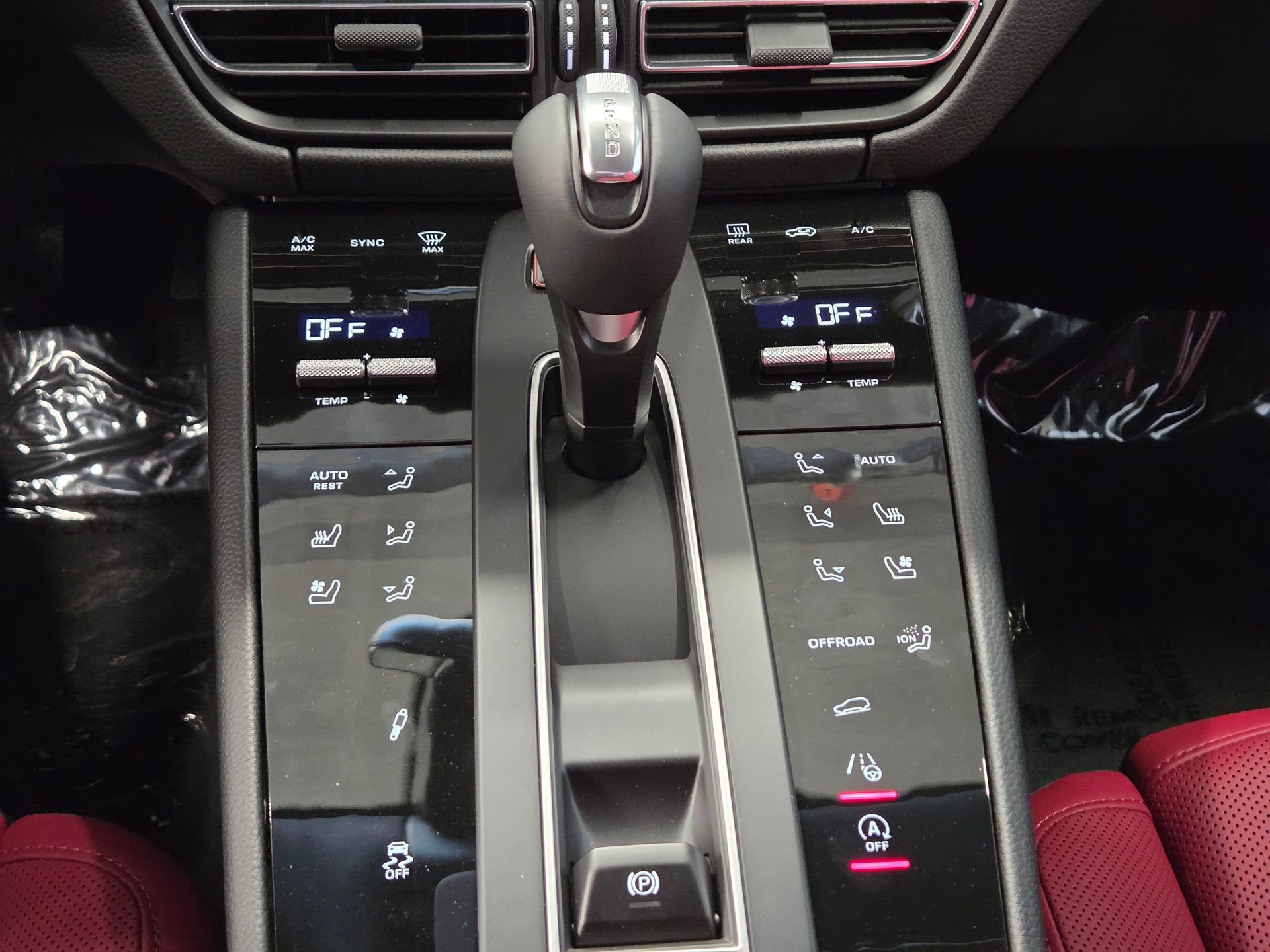 New 2026 Porsche Macan S AWD/4WD image 21