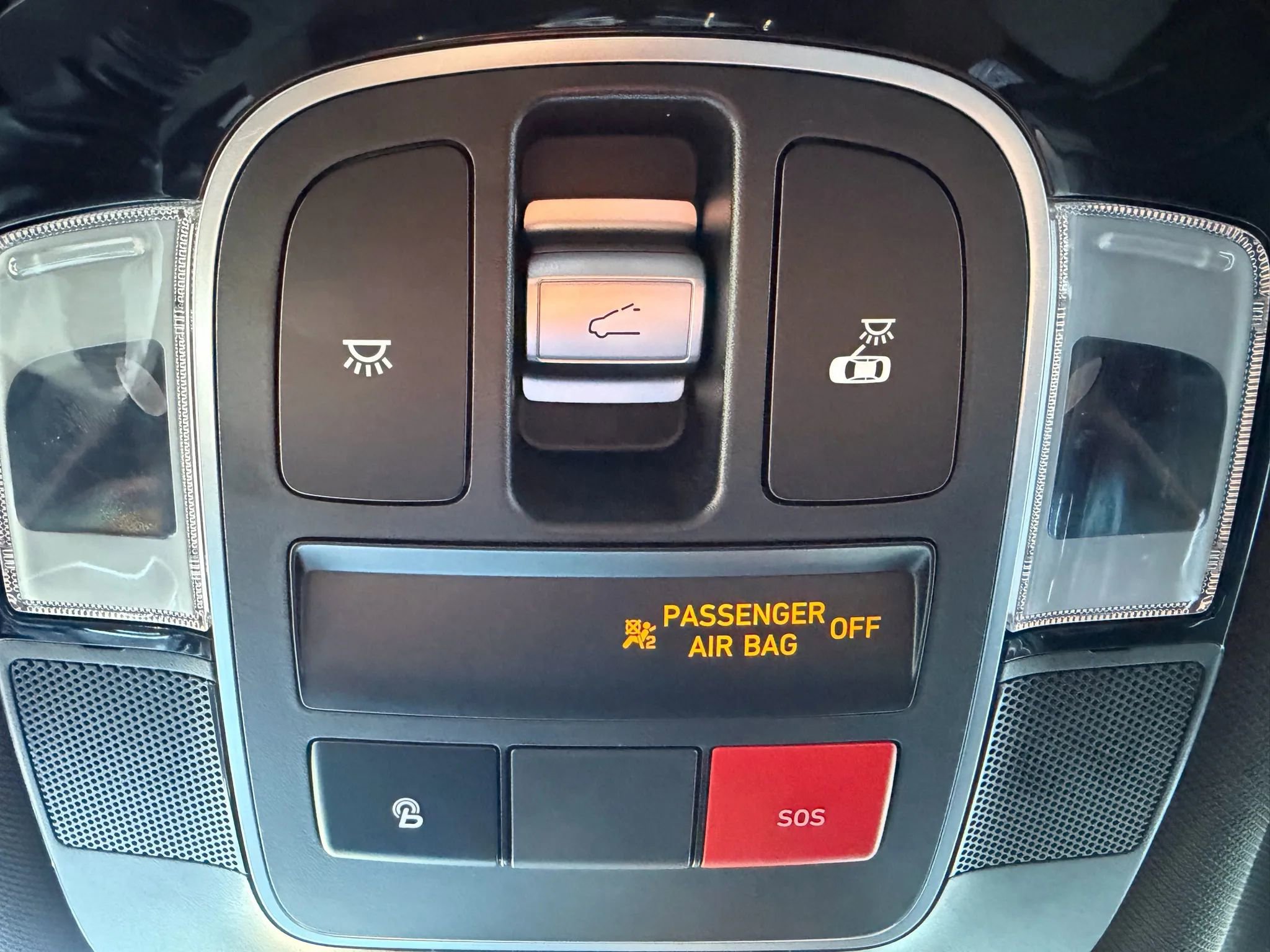 Used 2022 Hyundai Santa Cruz SEL w/ Activity Package image 24