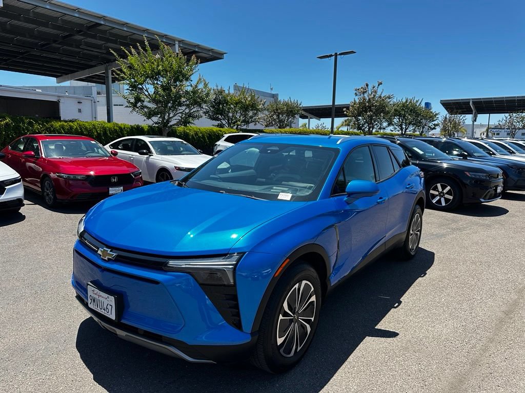 Used 2024 Chevrolet Blazer EV LT AWD/4WD image 2