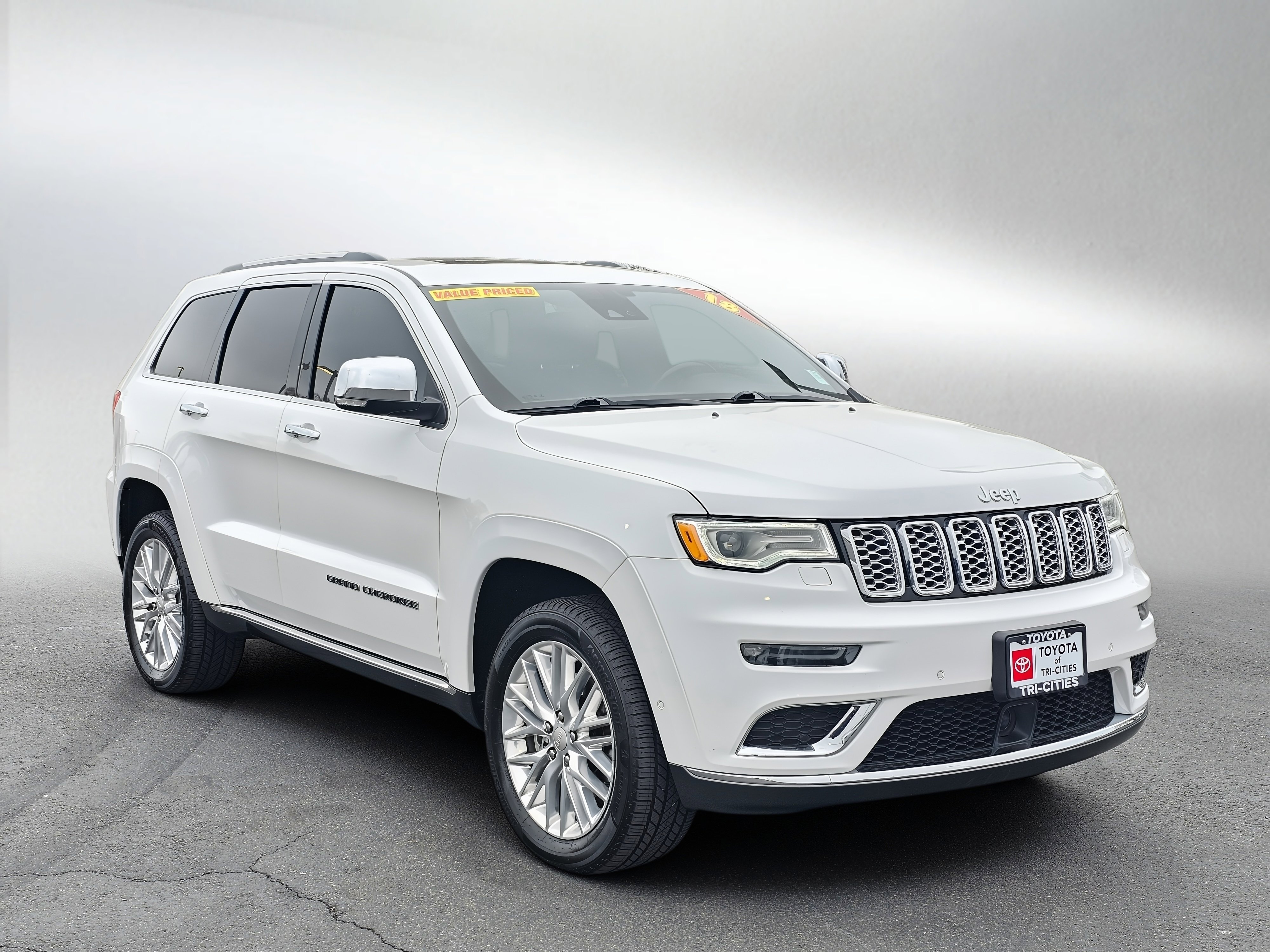 Used 2018 Jeep Grand Cherokee Summit w/ Skid Plate Group image 7