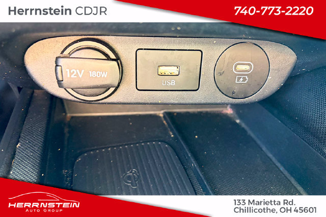 Used 2024 Hyundai Elantra SEL w/ Convenience Package FWD image 19