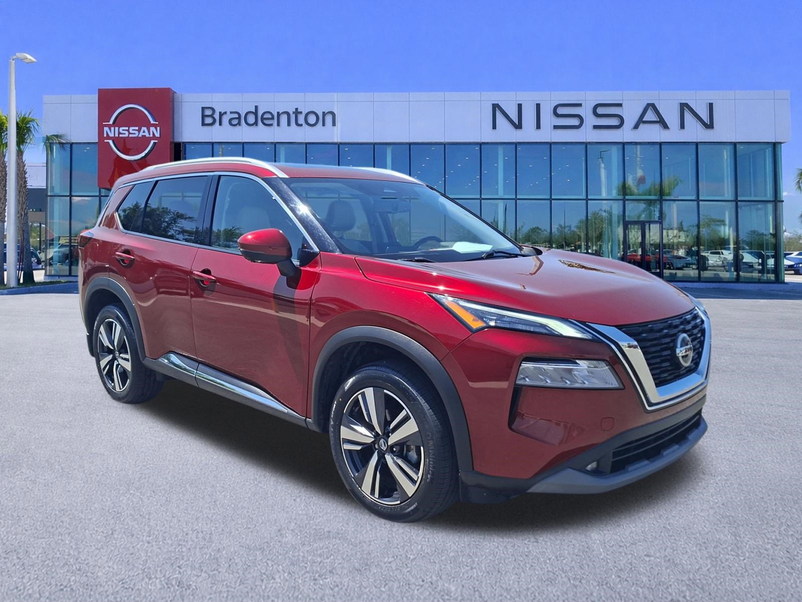 Used 2021 Nissan Rogue SL FWD image 3