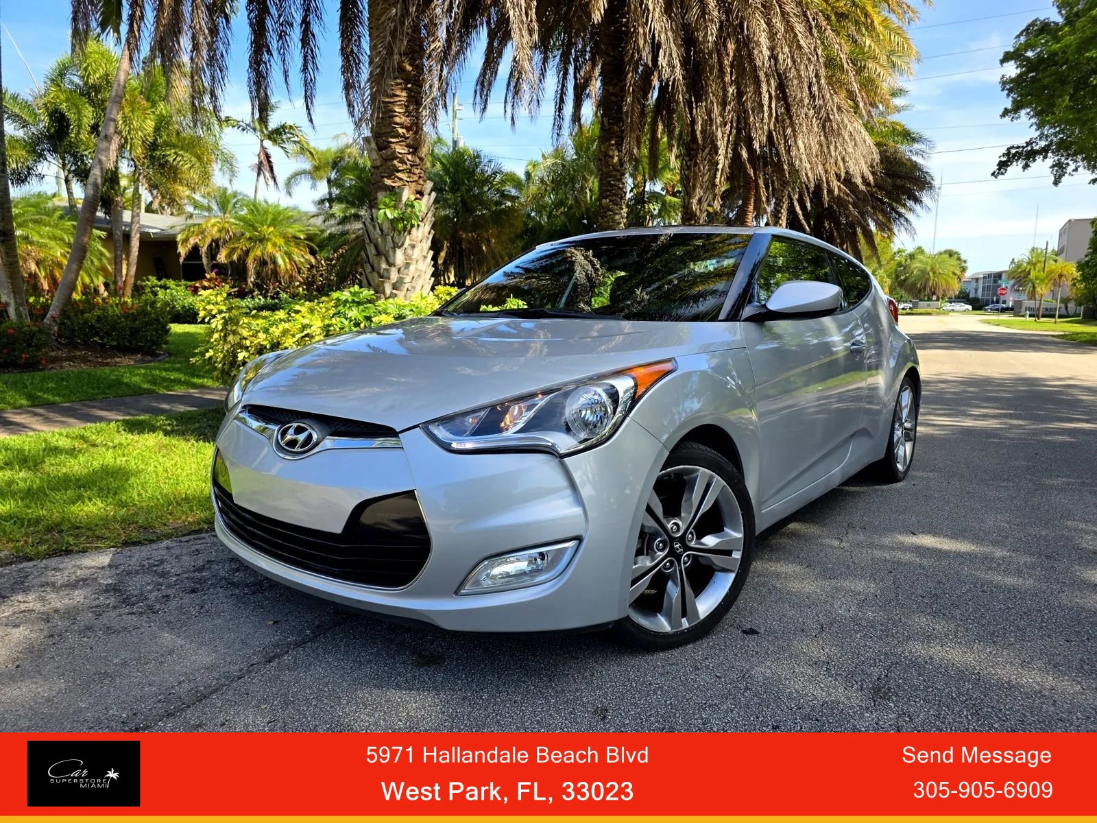 Used 2017 Hyundai Veloster Value Edition FWD image 1