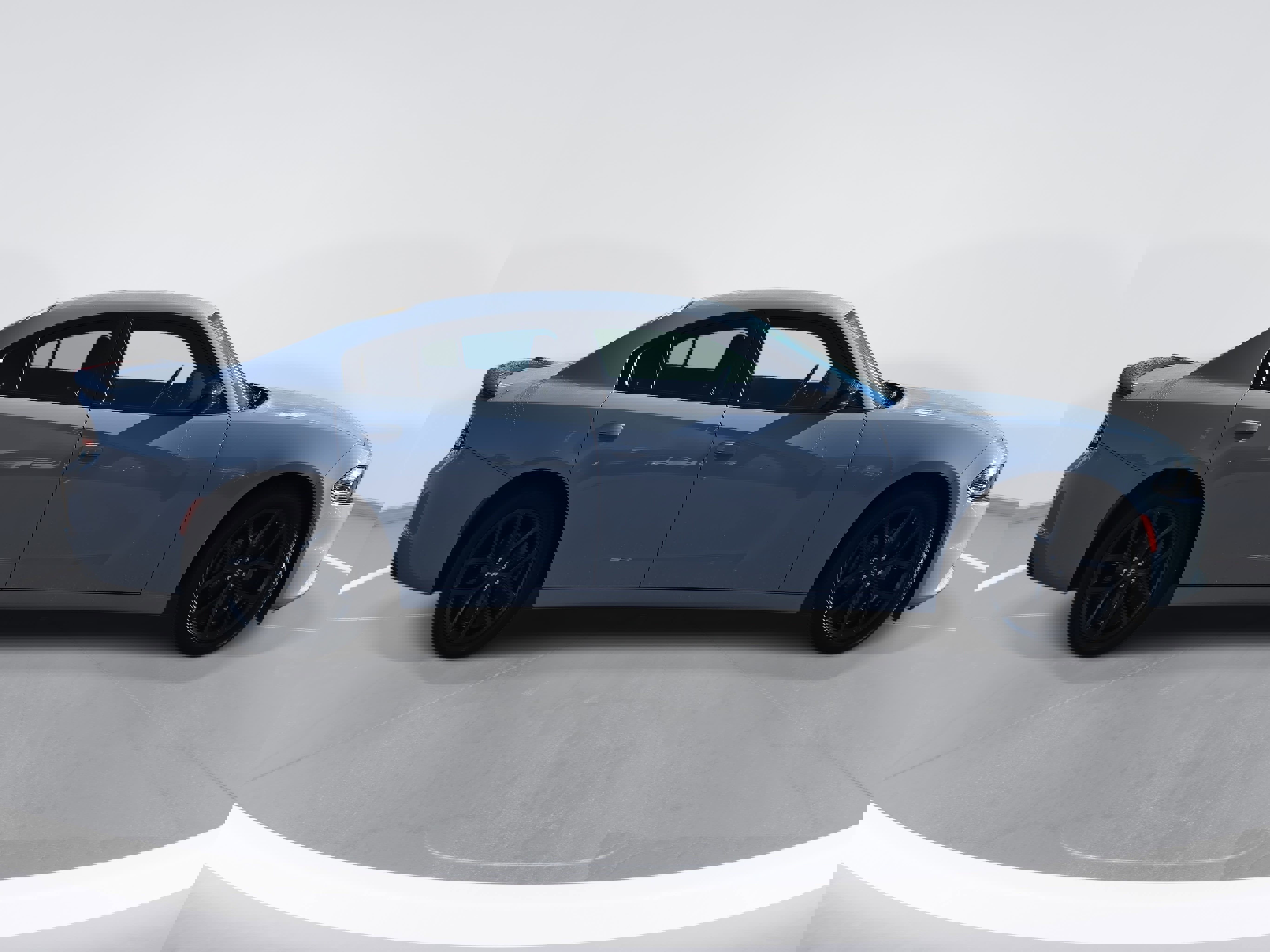 Used 2022 Dodge Charger SXT w/ Blacktop Package image 4