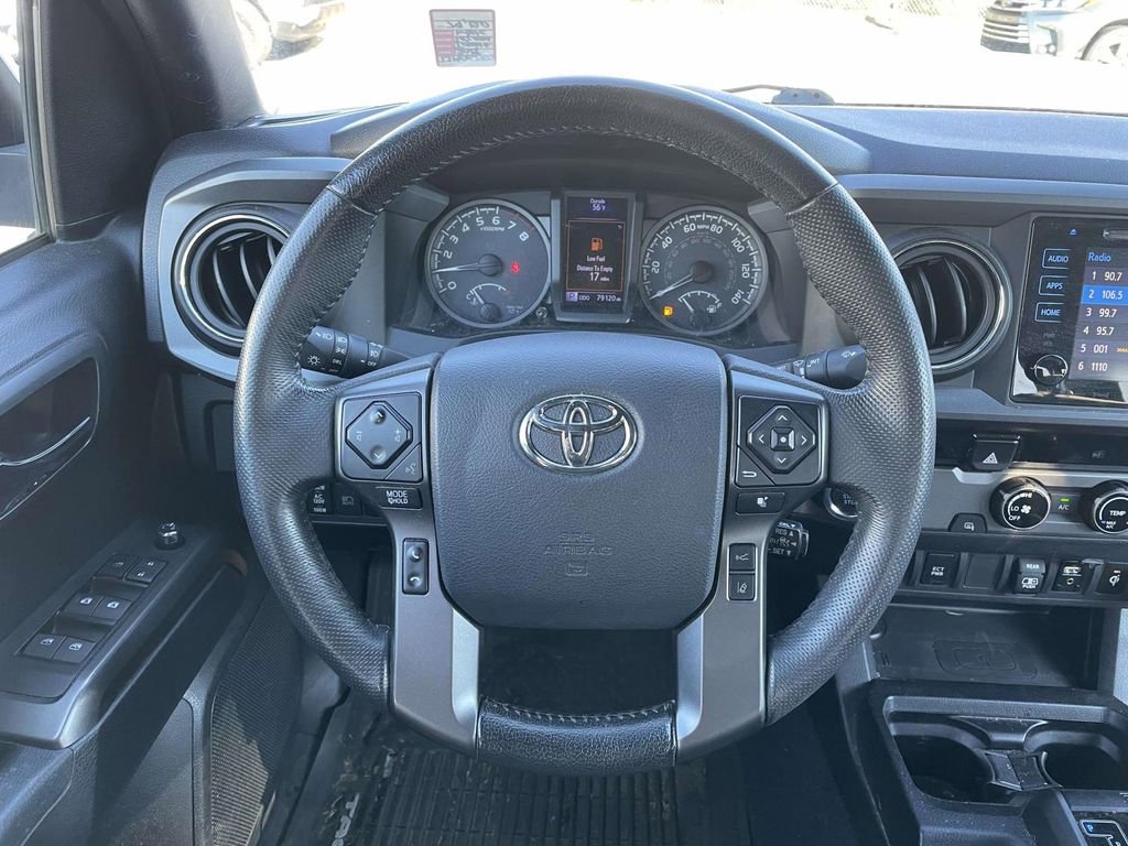 Used 2018 Toyota Tacoma TRD Sport image 24