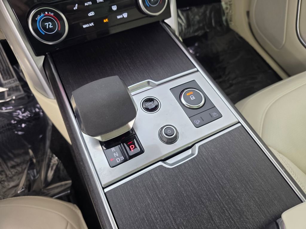 Used 2023 Land Rover Range Rover SE image 25