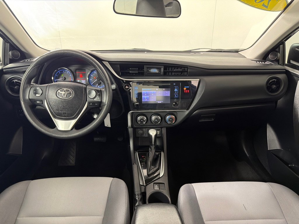 Used 2019 Toyota Corolla L image 24