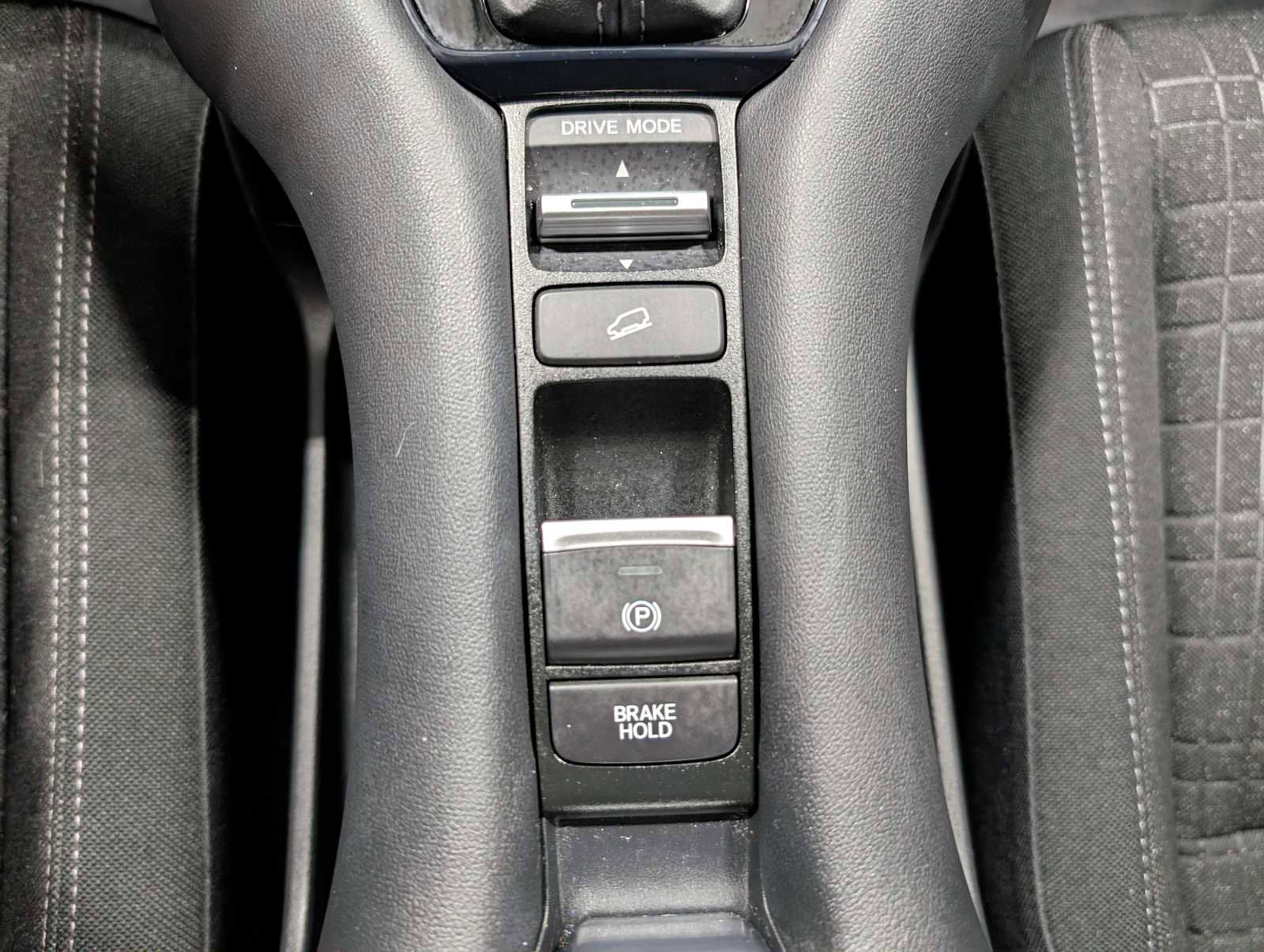 Certified 2023 Honda HR-V LX image 26
