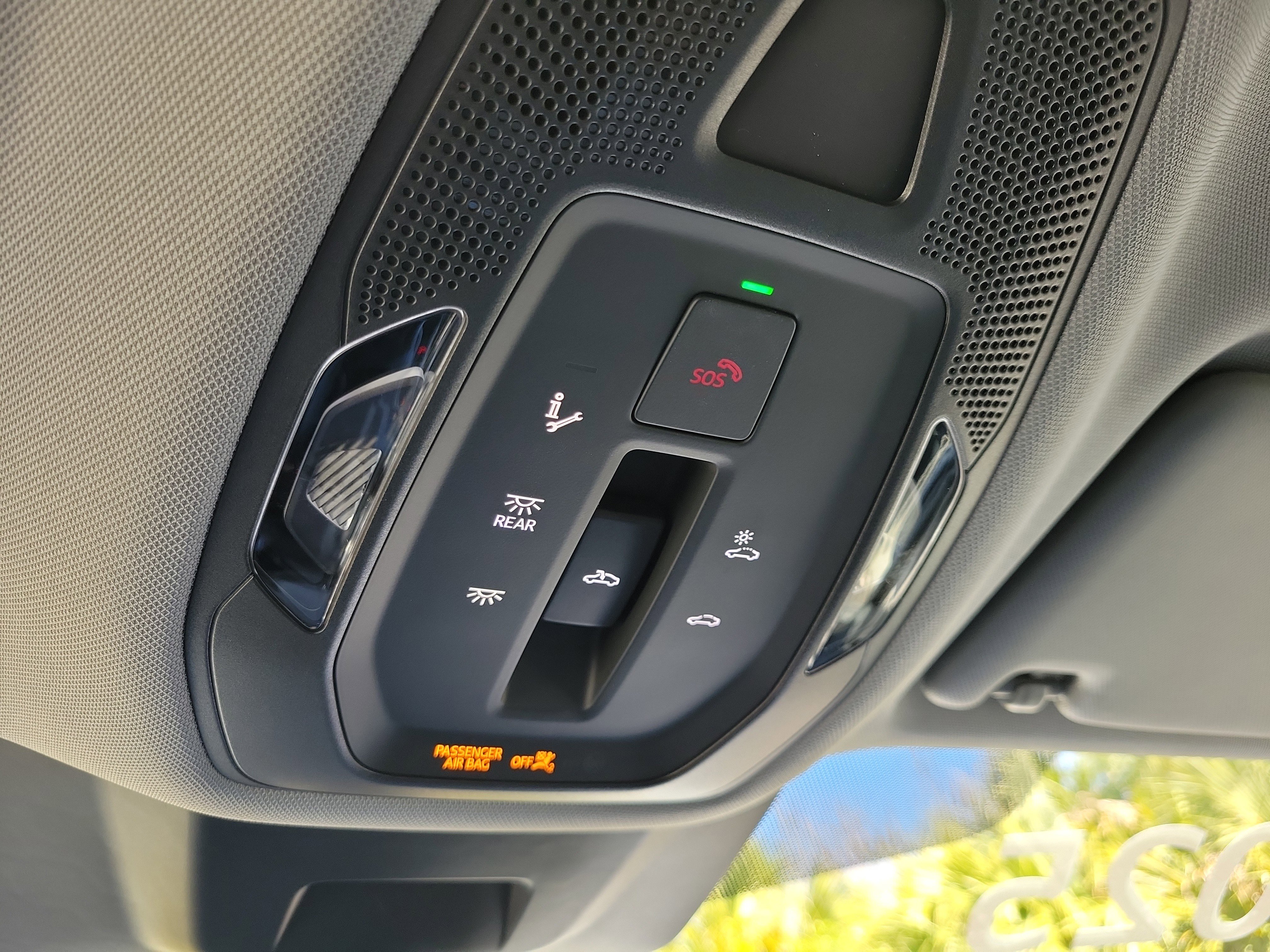 Used 2025 Audi Q5 Premium w/ Convenience Package image 19