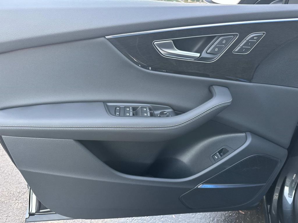New 2026 Audi Q8 Premium Plus image 11