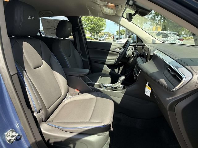 New 2026 Buick Encore GX Sport Touring w/ Advanced Technology Package FWD image 9