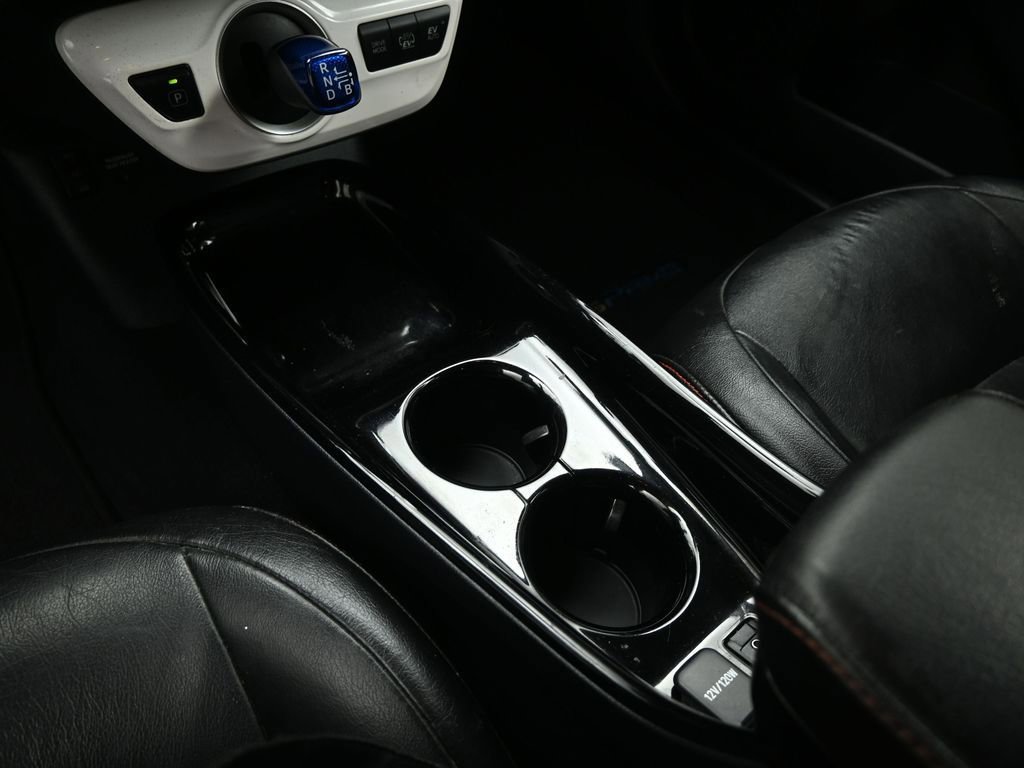 Used 2018 Toyota Prius Prime Plus image 16