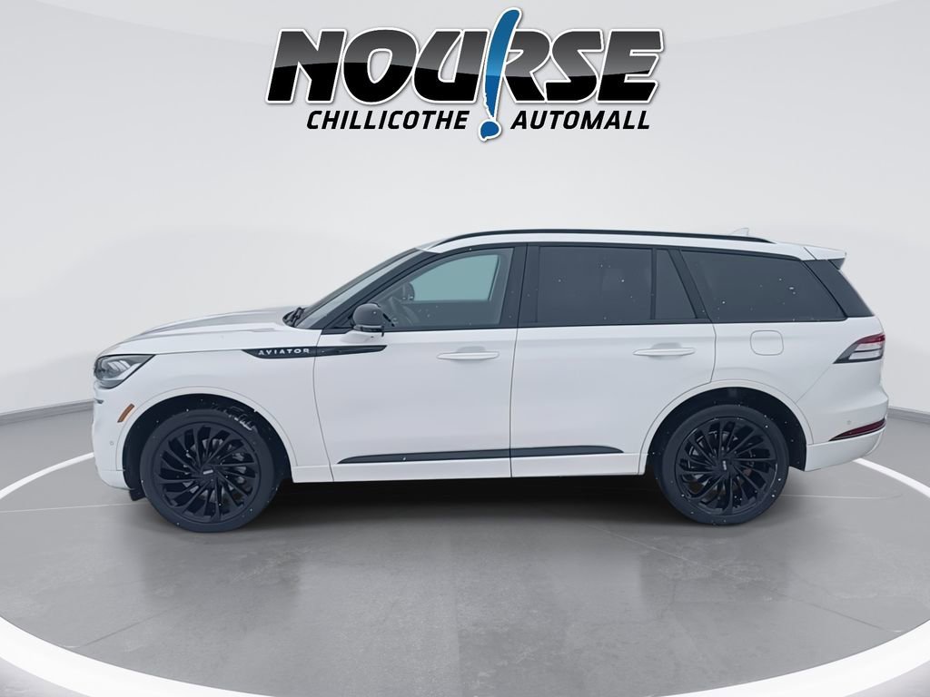 Used 2024 Lincoln Aviator Reserve w/ Equipment Group 201A AWD/4WD image 5