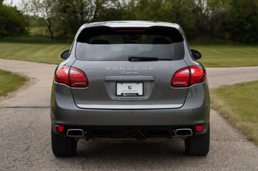 Used 2013 Porsche Cayenne Diesel AWD/4WD image 10