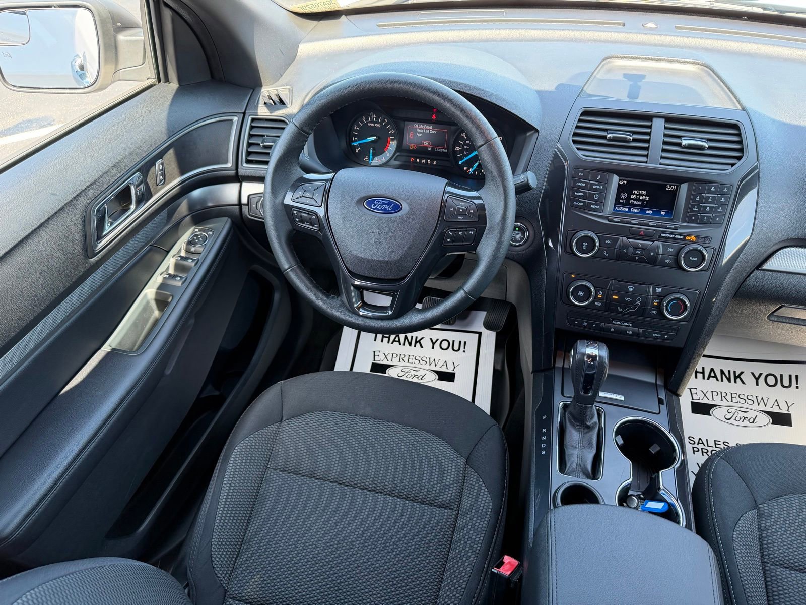 Used 2018 Ford Explorer XLT FWD image 15