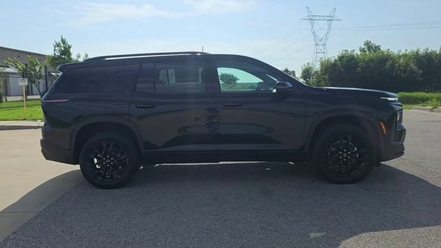 New 2026 Chevrolet Traverse LT w/ Midnight/Sport Edition AWD/4WD image 9