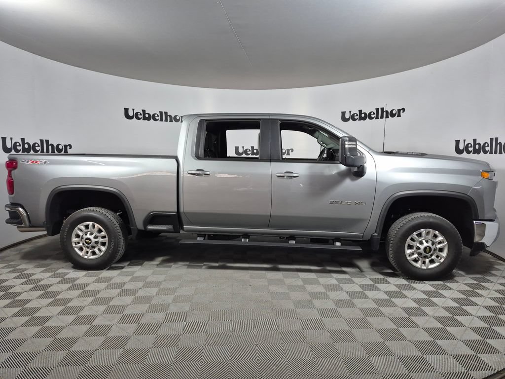 Used 2026 Chevrolet Silverado 2500 LT w/ All Star Edition AWD/4WD image 8