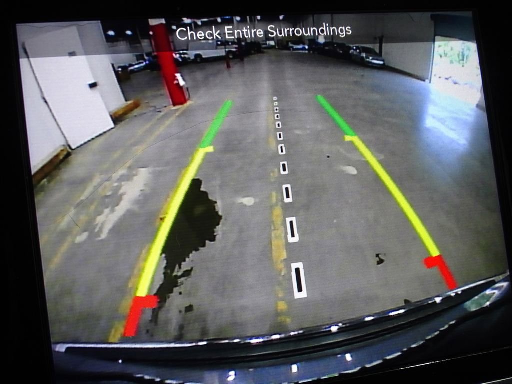 Used 2019 Jeep Grand Cherokee Limited image 10