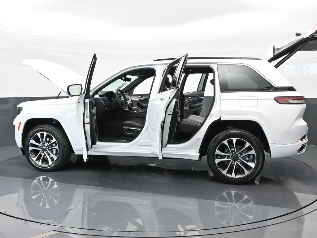 Used 2024 Jeep Grand Cherokee Overland w/ Luxury Tech Group IV image 68