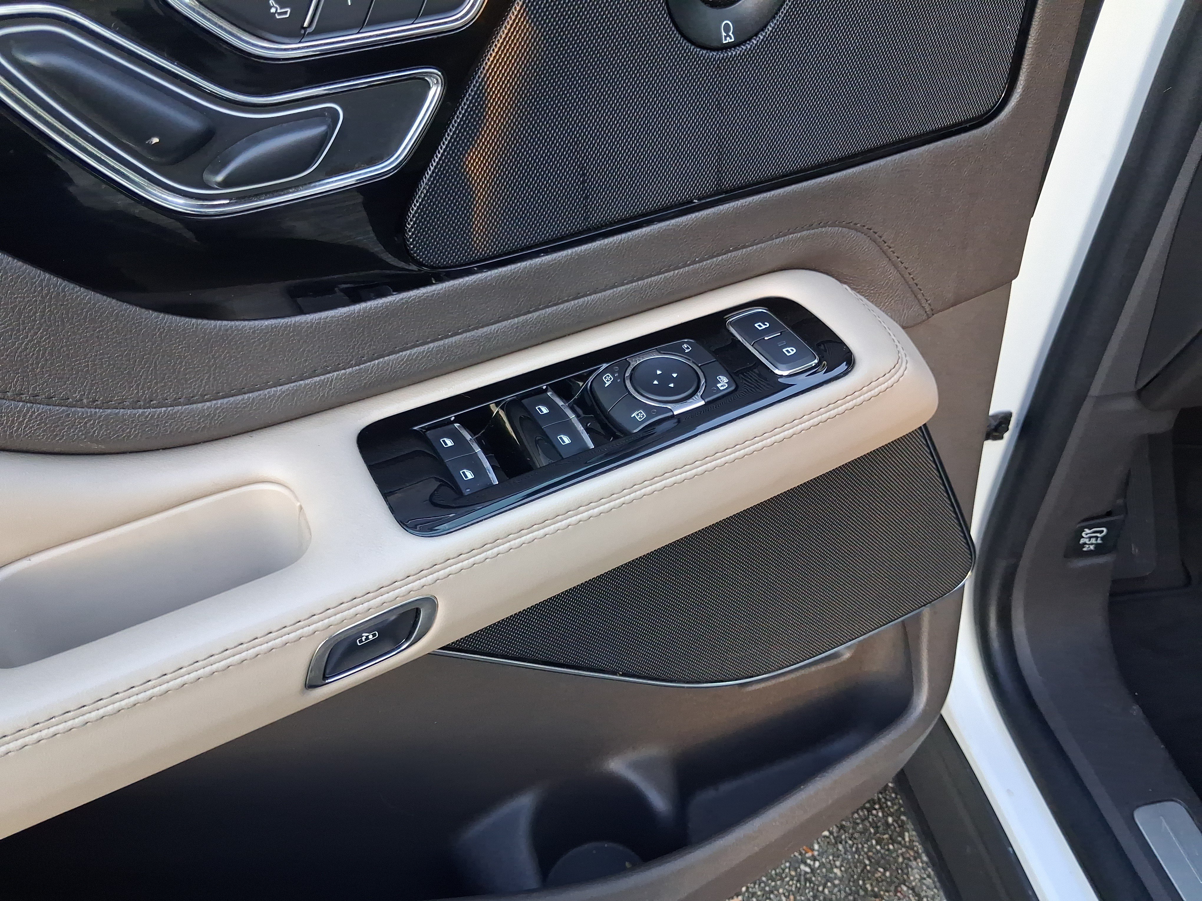 Certified 2022 Lincoln Aviator Reserve w/ Elements Package Plus RWD image 15