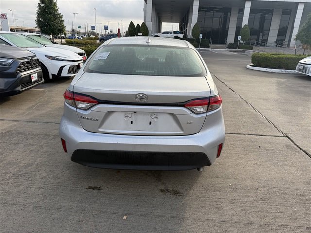 Used 2024 Toyota Corolla LE image 6