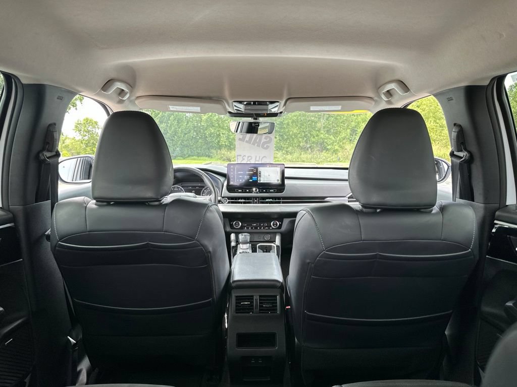 Used 2025 Mitsubishi Outlander SE AWD/4WD image 32