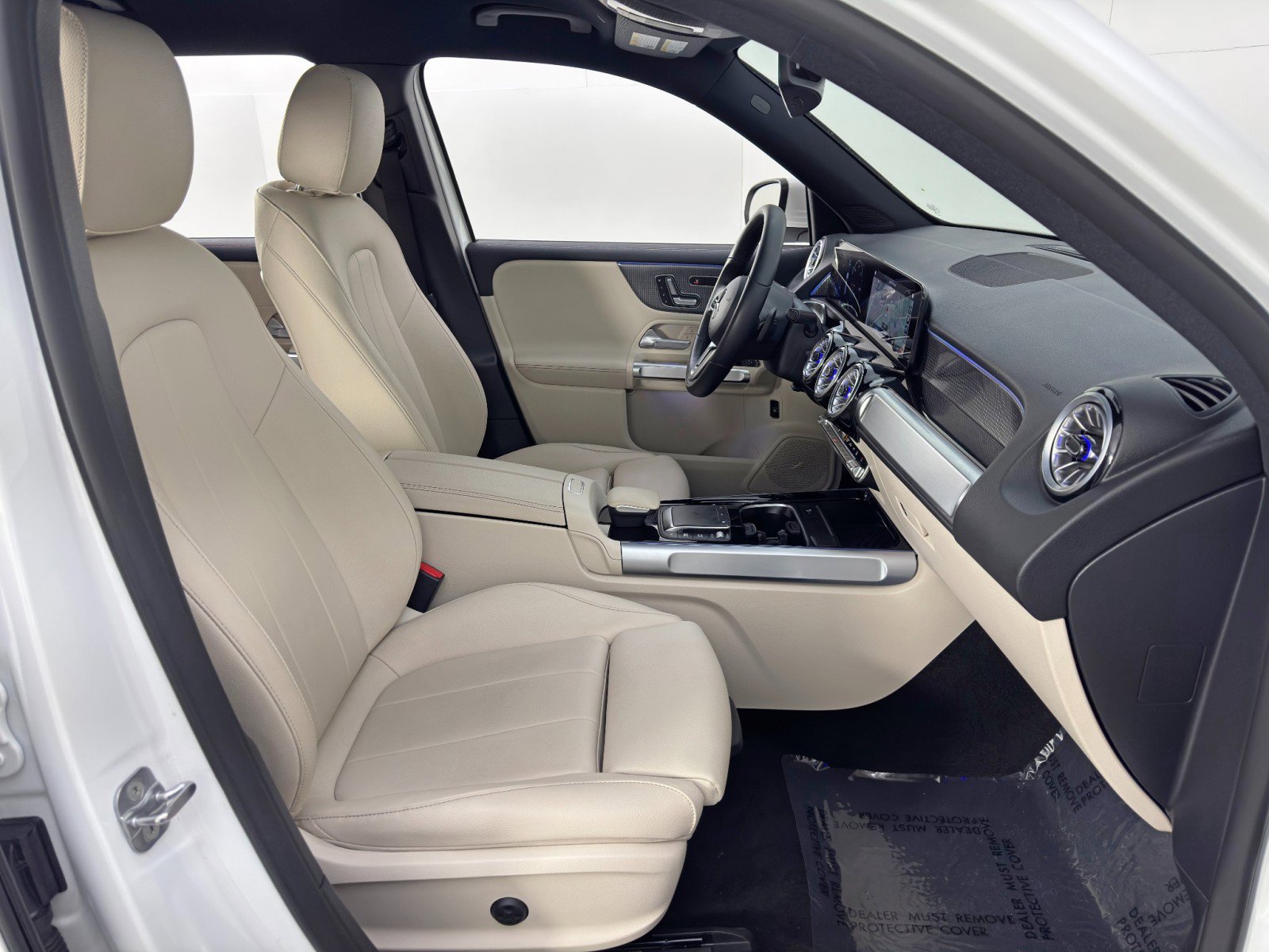 Used 2023 Mercedes-Benz EQB 250+ EQB 250+ w/ Exclusive Package image 13