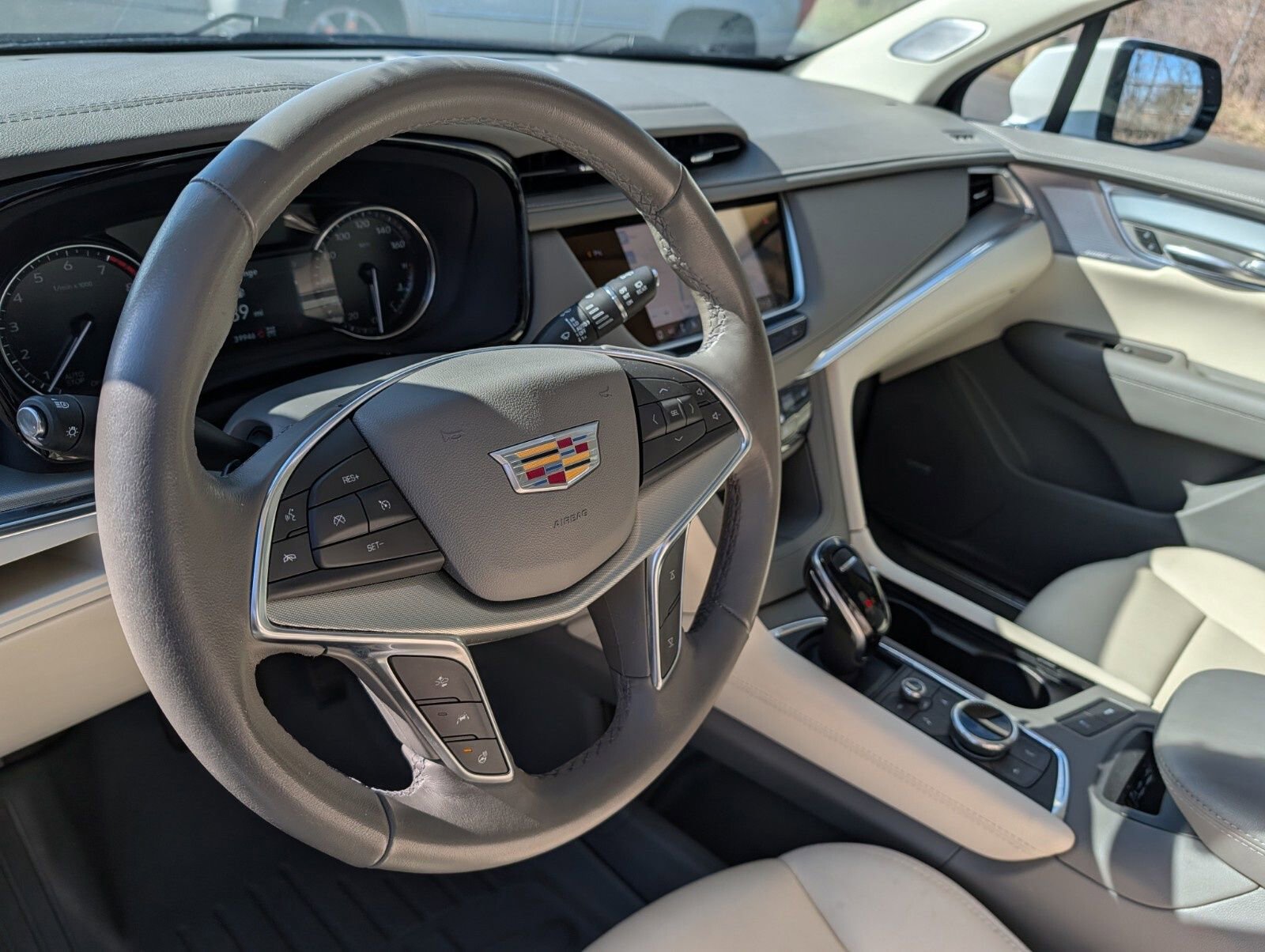 Used 2021 Cadillac XT5 Premium Luxury AWD/4WD image 35
